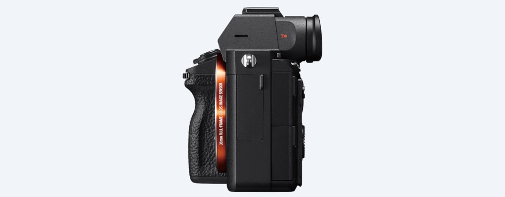 ILCE-7R III | Máy ảnh full-frame 35 mm với tính năng tự động lấy nét